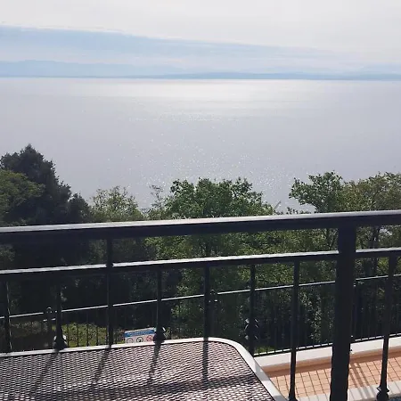 Cozy For 2 With Balcony & Sea View Elma 아파트 *