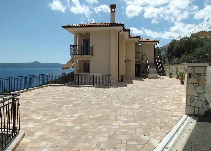 Cozy For 2 With Balcony & Sea View Elma