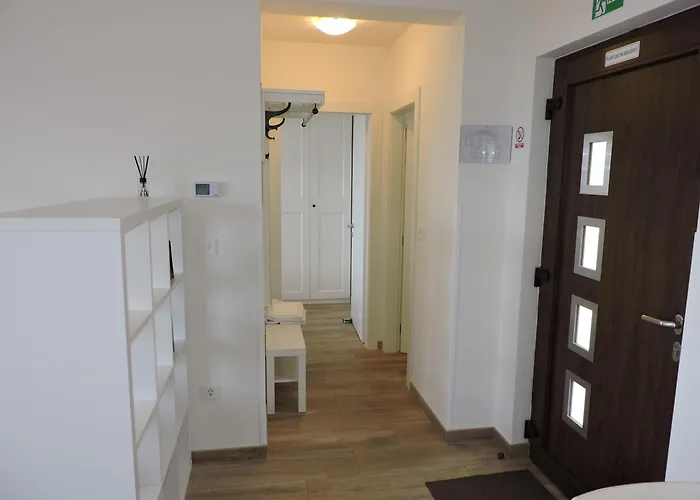 Apartman Cozy For 2 With Balcony & Sea View Elma Moscenice