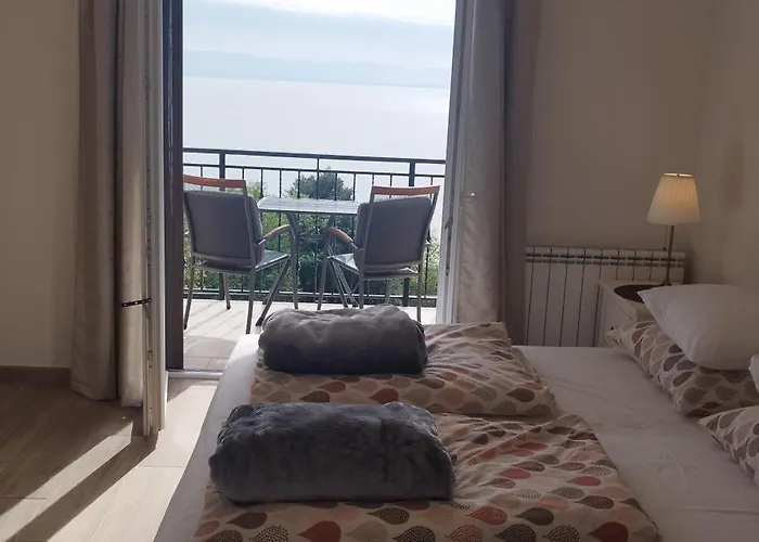 Apartman Cozy For 2 With Balcony & Sea View Elma *